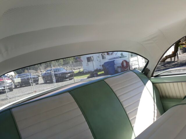 Ford Fairlane 1955 image number 30