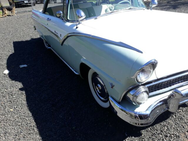 Ford Fairlane 1955 image number 33