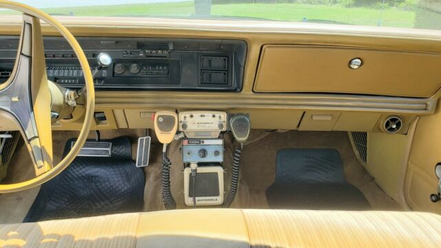 Chrysler Newport 1973 image number 17