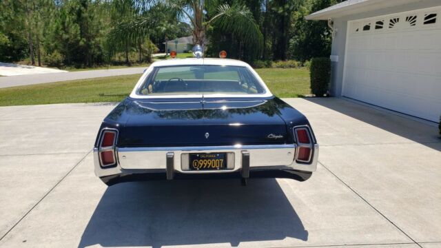 Chrysler Newport 1973 image number 2