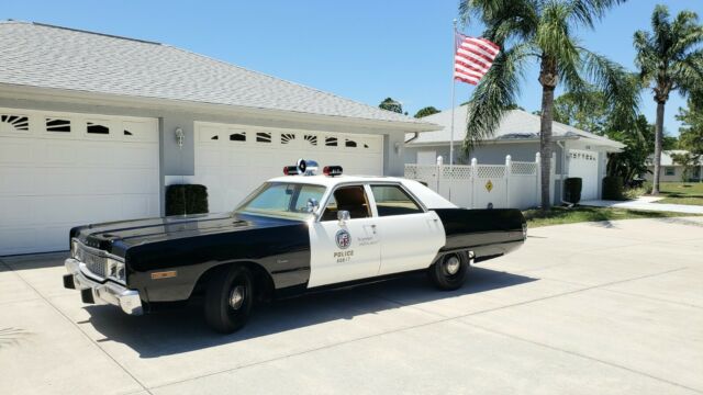 Chrysler Newport 1973 image number 20