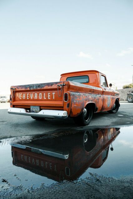 Chevrolet C-10 1965 image number 2