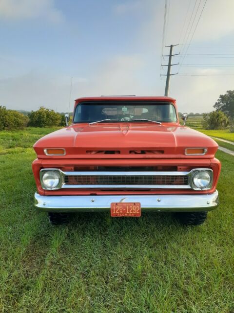 GMC Jimmy 1965 image number 20