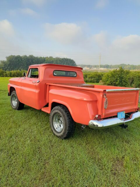GMC Jimmy 1965 image number 21