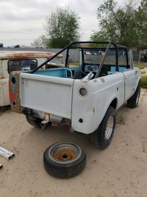 International Harvester Scout 1970 image number 2
