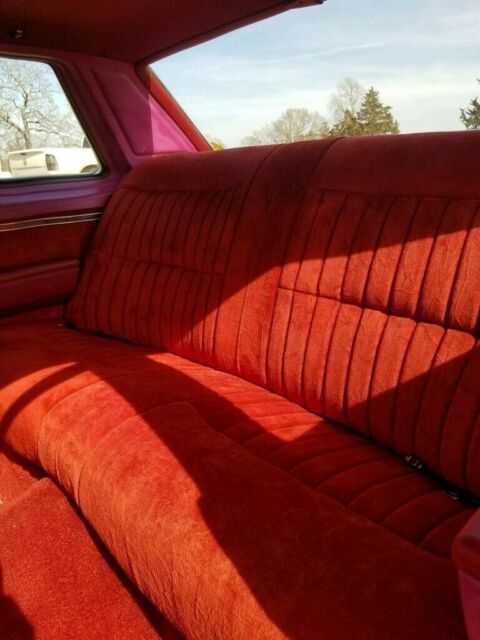 Pontiac Bonneville 1979 image number 34