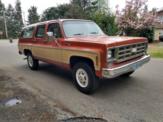 Chevrolet Suburban 1977 image number 7