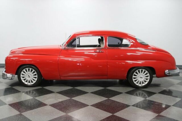 Lincoln Cosmopolitan 1949 image number 2