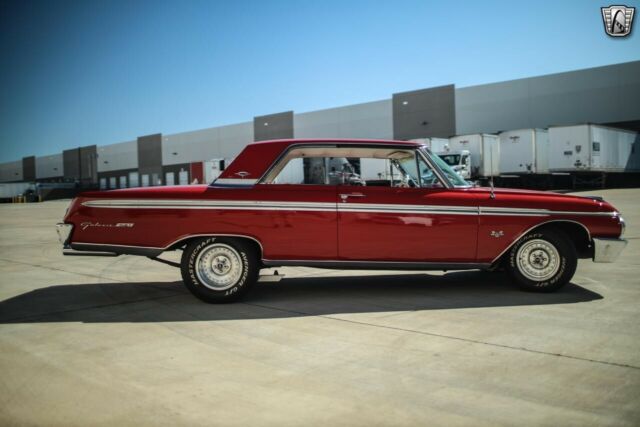 Ford Galaxie 1962 image number 29