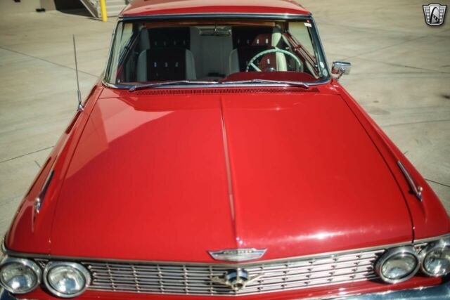Ford Galaxie 1962 image number 30