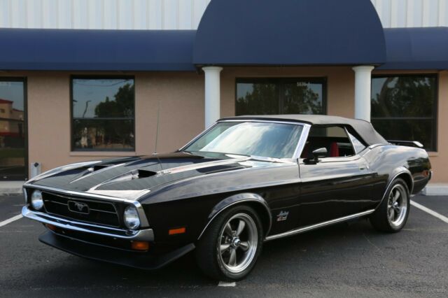 Ford Mustang 1971 image number 33