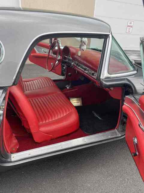Ford Thunderbird 5.1 1957 image number 31