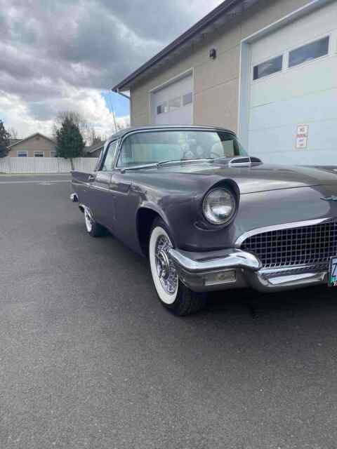 Ford Thunderbird 5.1 1957 image number 5