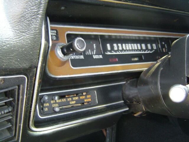 Plymouth Road Runner 1974 image number 15