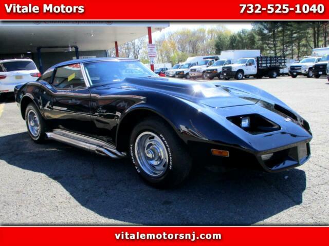 Chevrolet Corvette 1975 image number 0