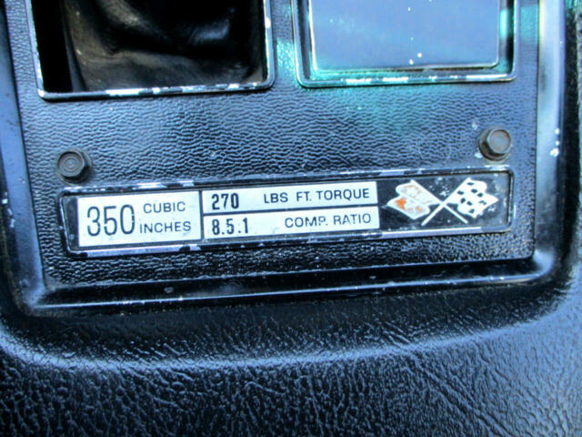 Chevrolet Corvette 1975 image number 23