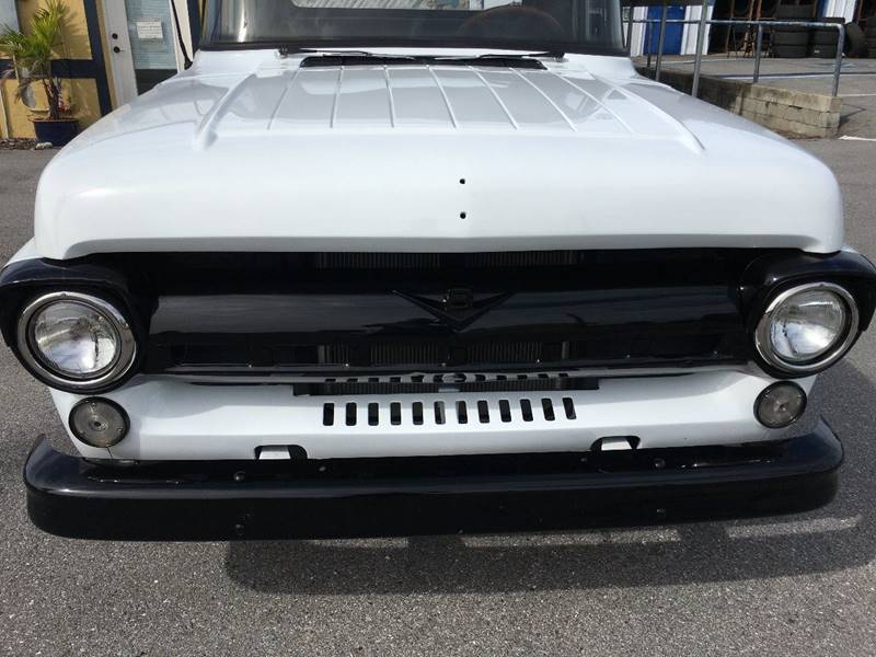 Ford F-100 1957 image number 16