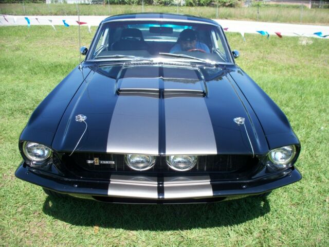 Ford Mustang 1967 image number 21