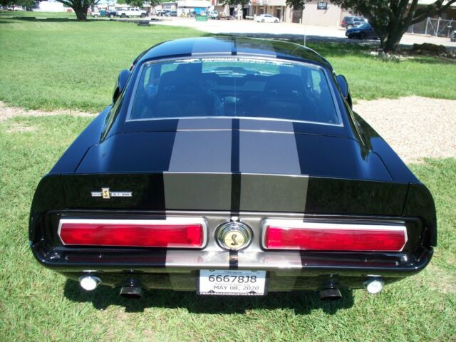 Ford Mustang 1967 image number 23
