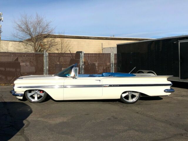 Chevrolet Impala 1959 image number 23