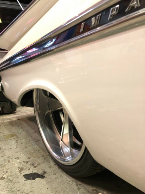 Chevrolet Impala 1959 image number 32