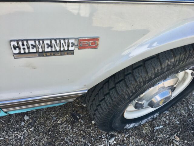 Chevrolet Cheyenne 1972 image number 17