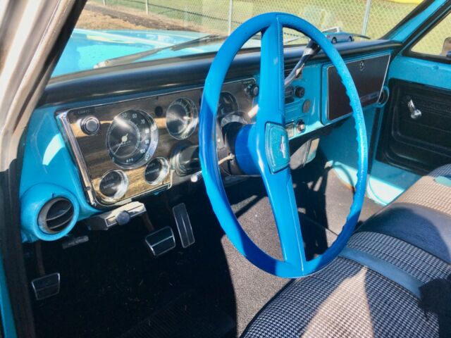 Chevrolet Cheyenne 1972 image number 18