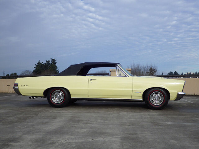 Pontiac GTO 1965 image number 2