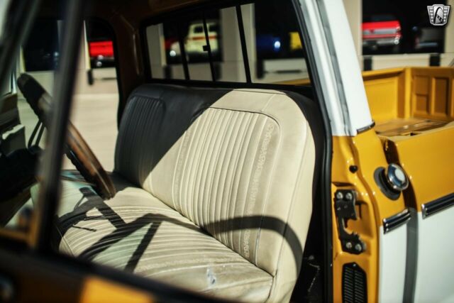 Chevrolet C-10 1972 image number 10