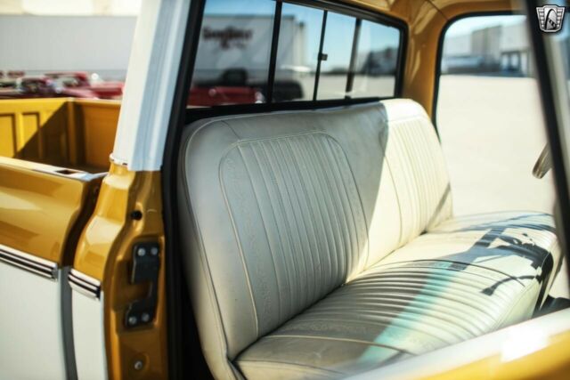 Chevrolet C-10 1972 image number 36