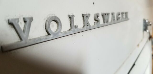 Volkswagen bus 1969 image number 0