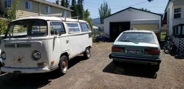 Volkswagen bus 1969 image number 1