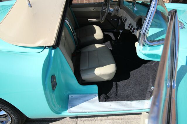Chevrolet Corvette 1957 image number 42