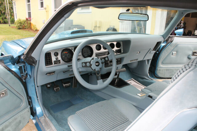 Pontiac Firebird 1979 image number 29