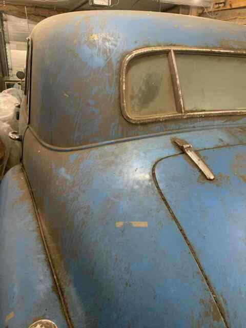 Cadillac 60 series special 1939 image number 3