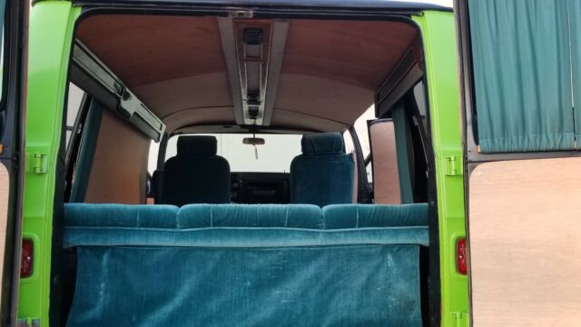 Dodge B100 1974 image number 16