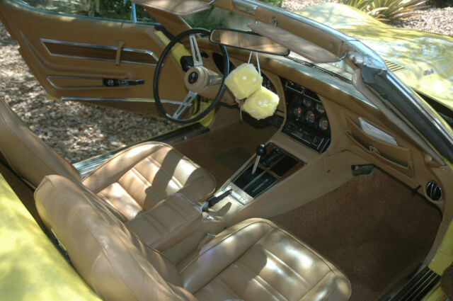 Chevrolet Corvette 1974 image number 31