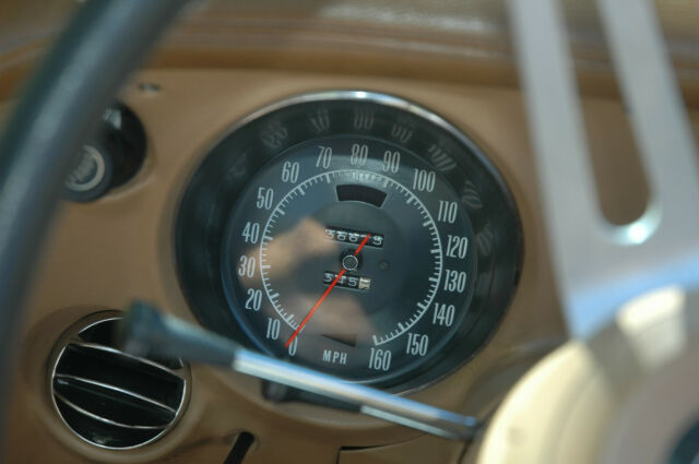 Chevrolet Corvette 1974 image number 33