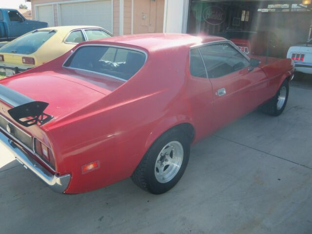 Ford Mustang 1971 image number 27