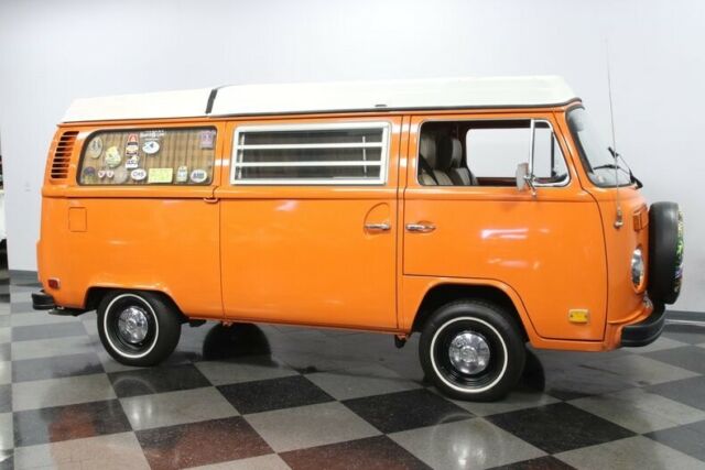 Volkswagen Bus/Vanagon 1973 image number 16