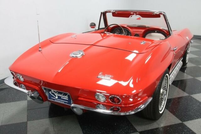Chevrolet Corvette 1966 image number 12