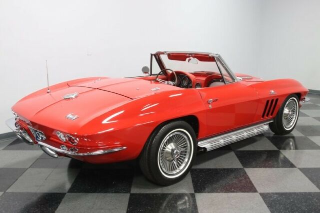 Chevrolet Corvette 1966 image number 13