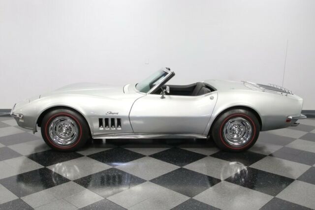 Chevrolet Corvette 1968 image number 7