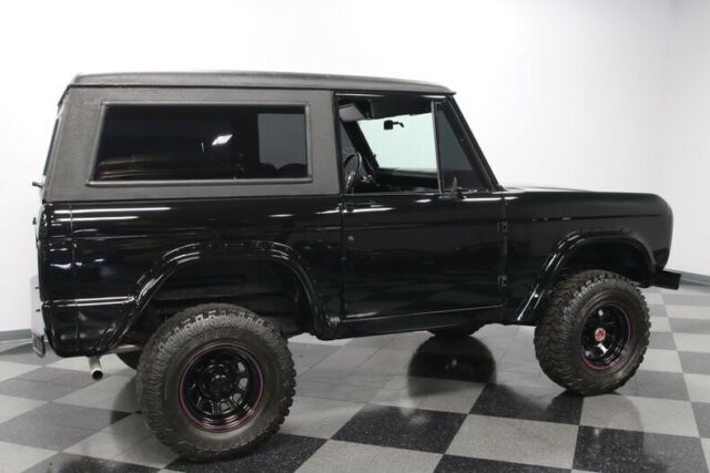 Ford Bronco 1975 image number 14