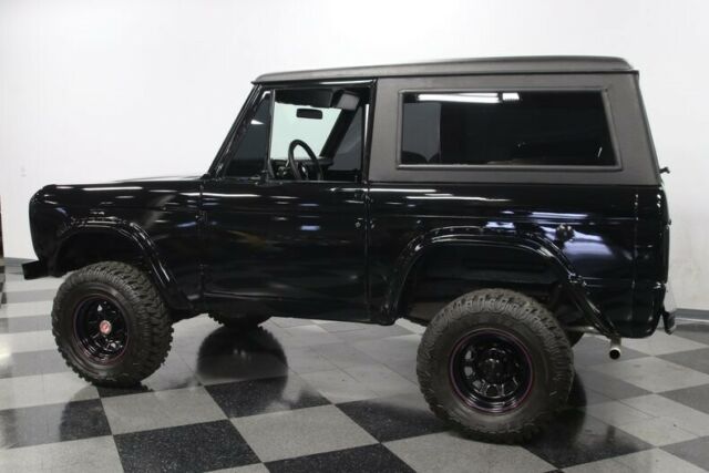 Ford Bronco 1975 image number 32
