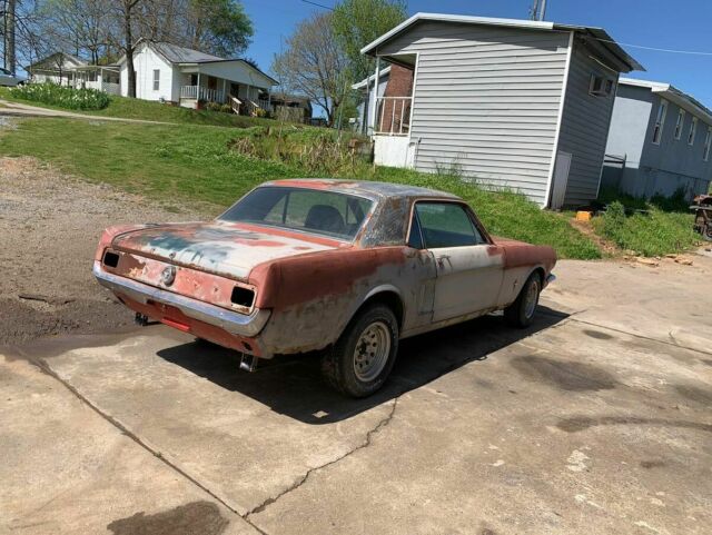 Ford Mustang 1965 image number 1