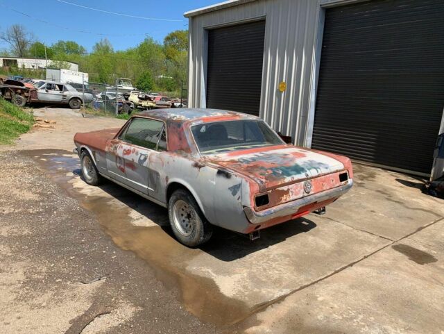 Ford Mustang 1965 image number 19