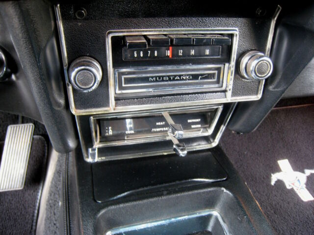 Ford Mustang 1970 image number 17