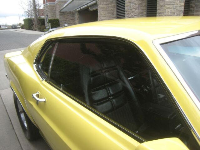 Ford Mustang 1970 image number 32