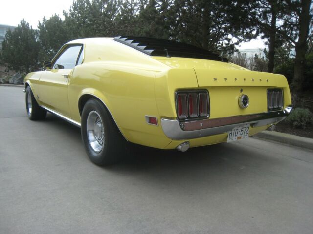 Ford Mustang 1970 image number 5